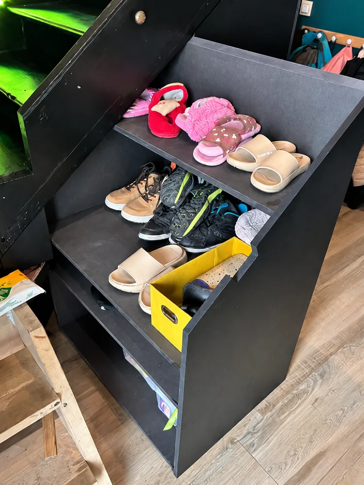 Rangement sous escalier sur mesure, module chaussures — Aménagement Intérieur