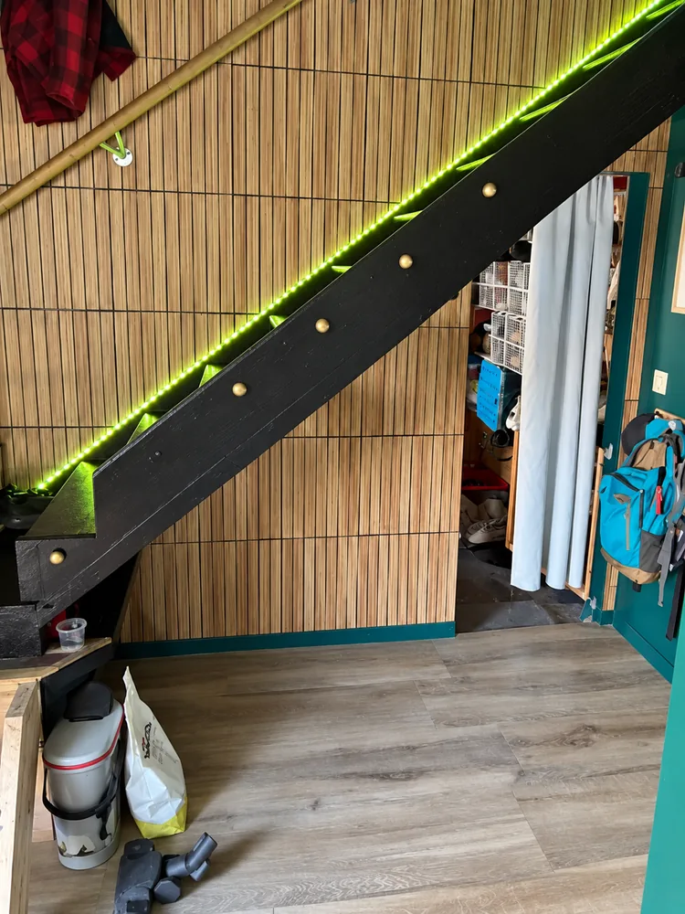 Escalier et rangement sous escalier — Aménagement Intérieur